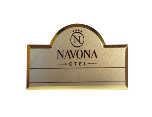 Yaka isimliği, mağaza, personel isimlik jpg